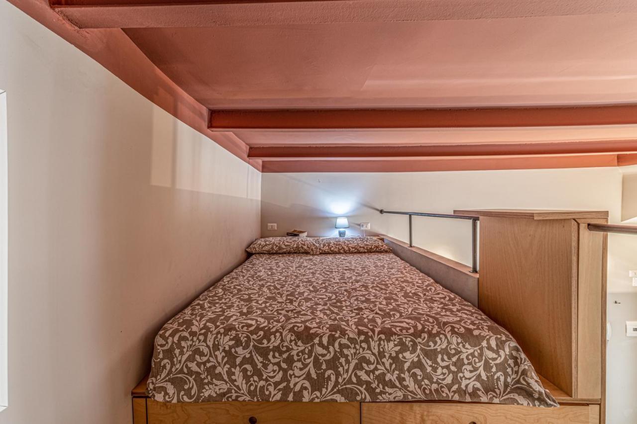 Xenia Apartments - Accogliente Pied-A-Terre Sui Navigli Milano Eksteriør bilde